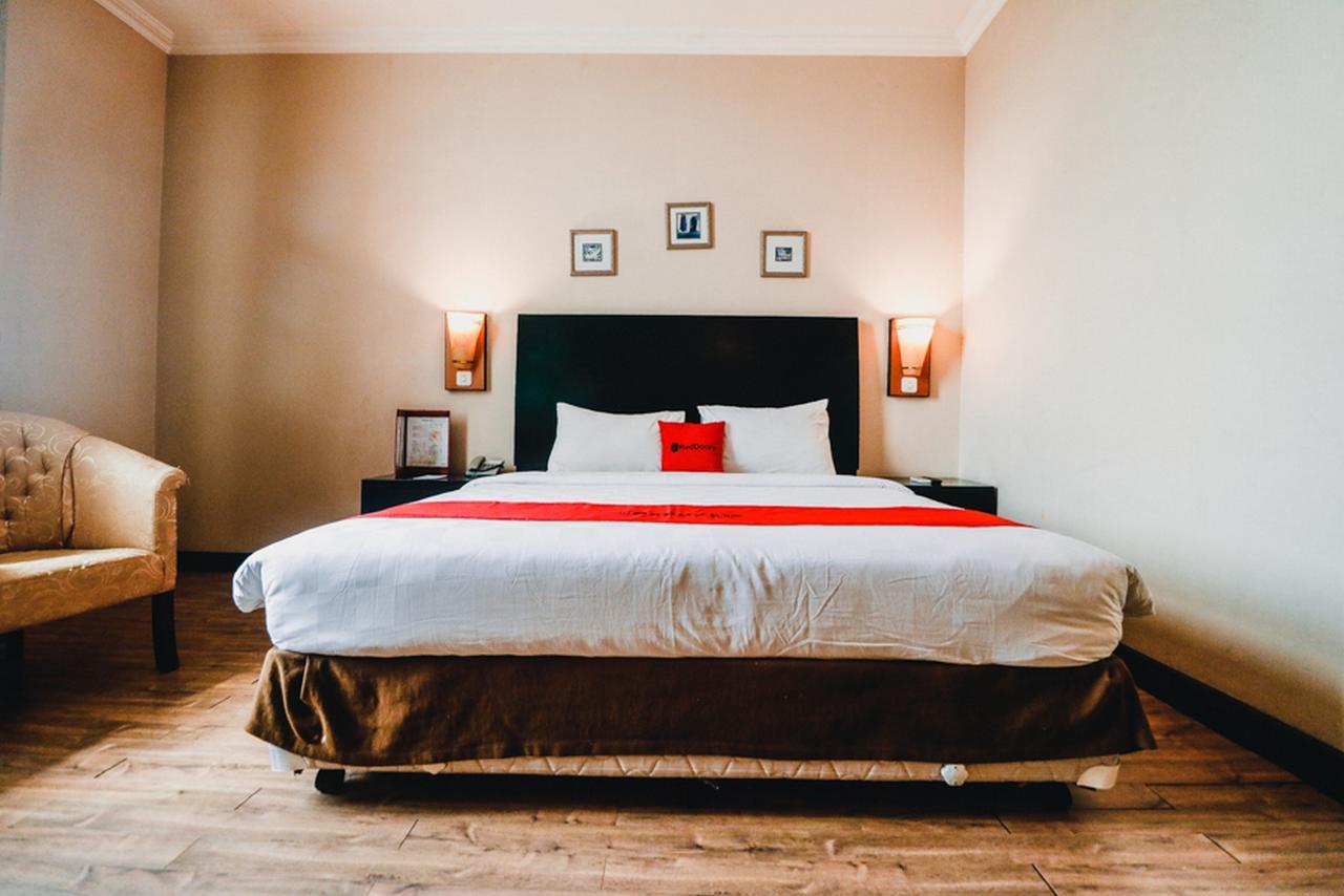 Reddoorz Premium @Jalan Jendral Sudirman Palembang Hotel Luaran gambar