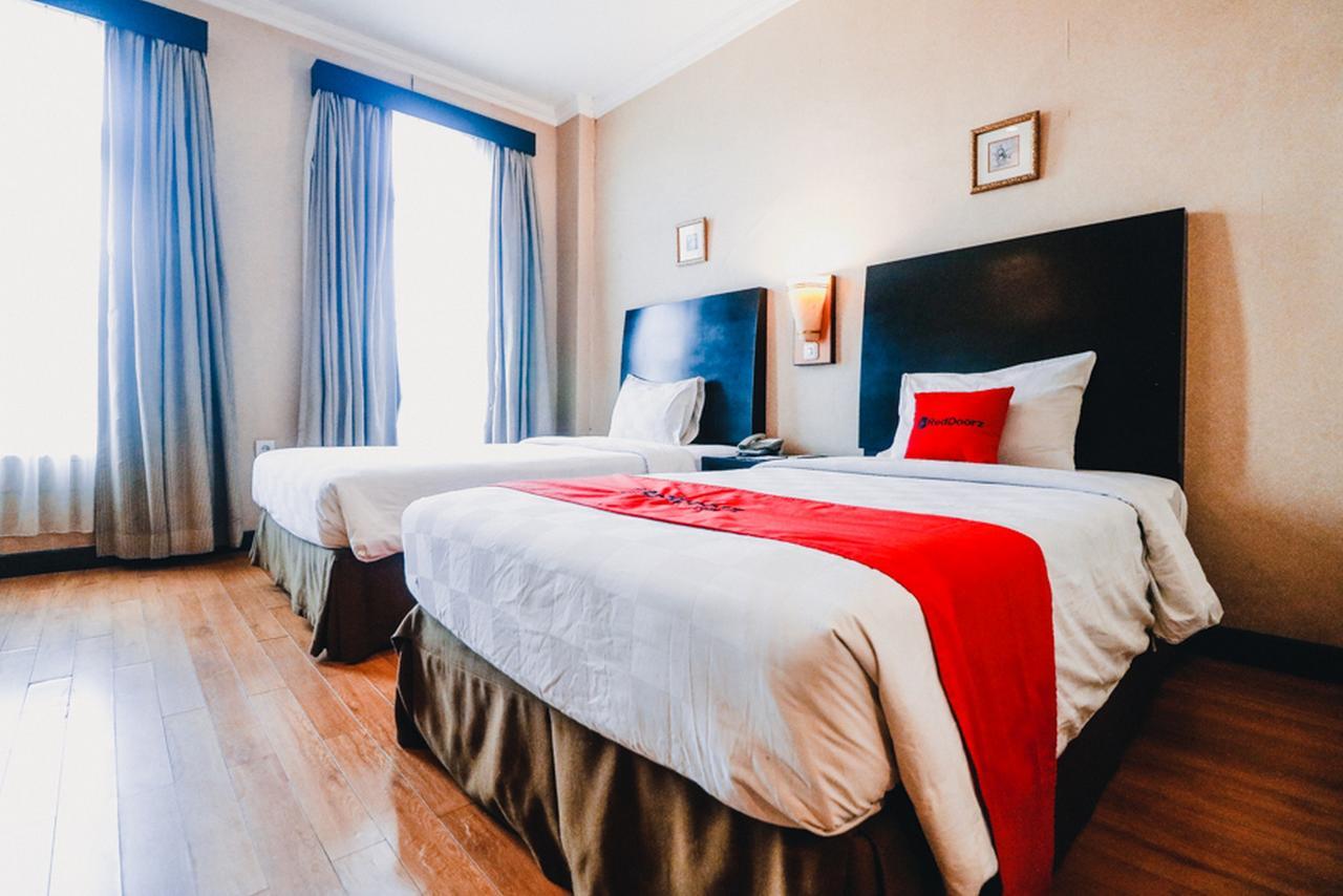 Reddoorz Premium @Jalan Jendral Sudirman Palembang Hotel Luaran gambar